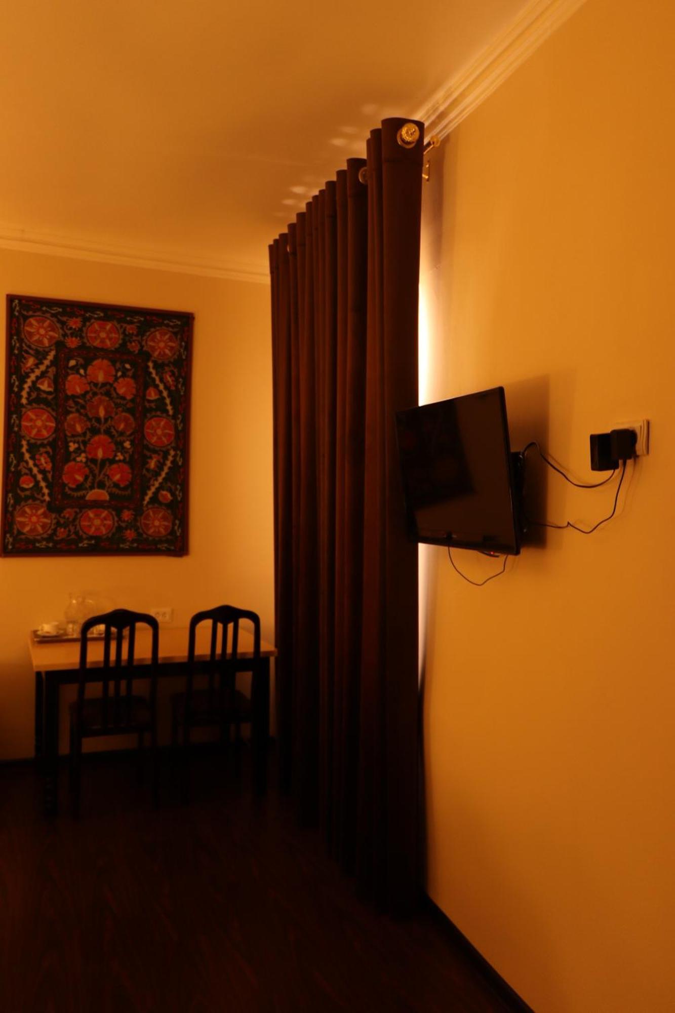 Al Bukhari Hotel Bukhara Bagian luar foto