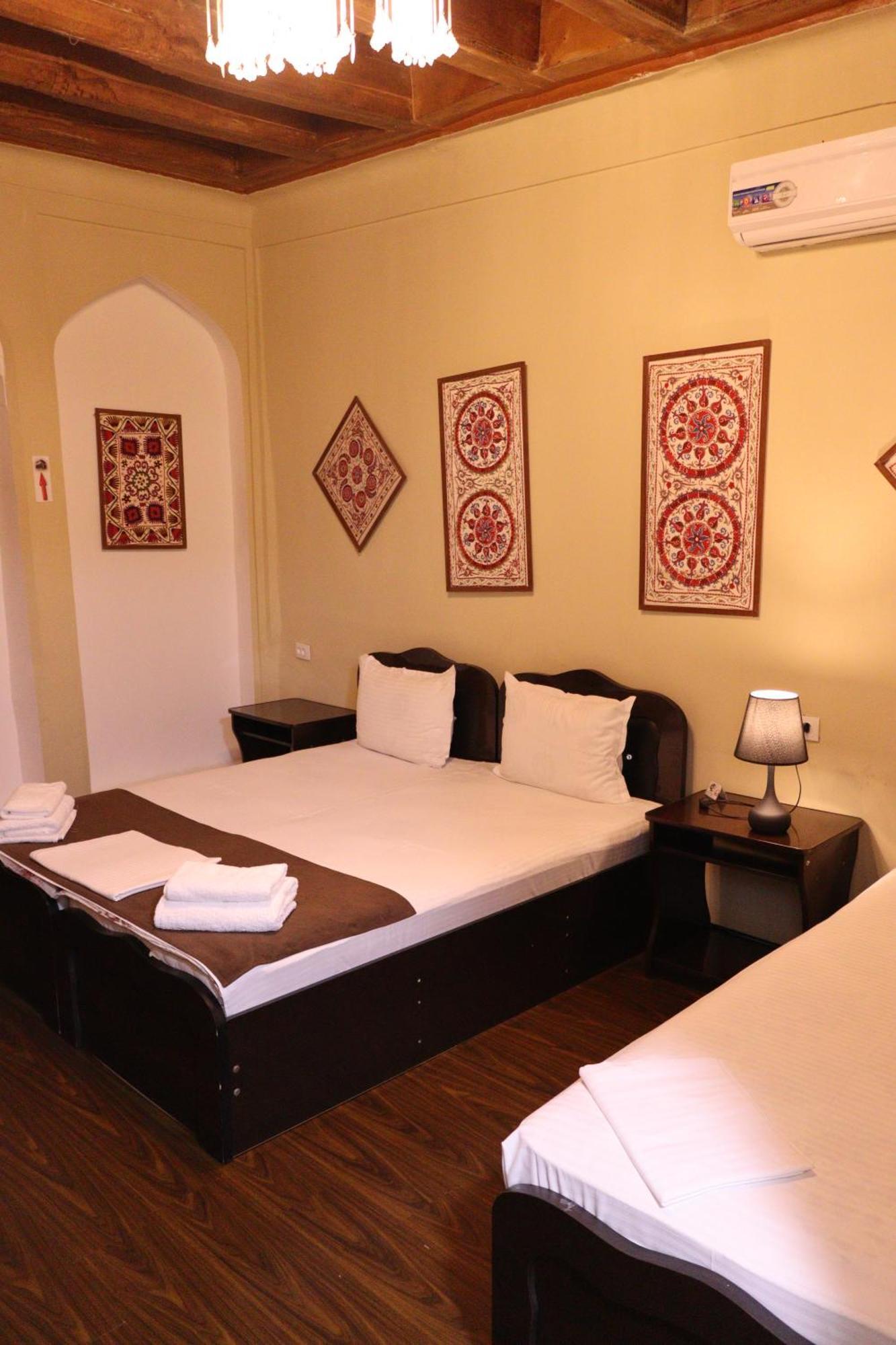 Al Bukhari Hotel Bukhara Bagian luar foto