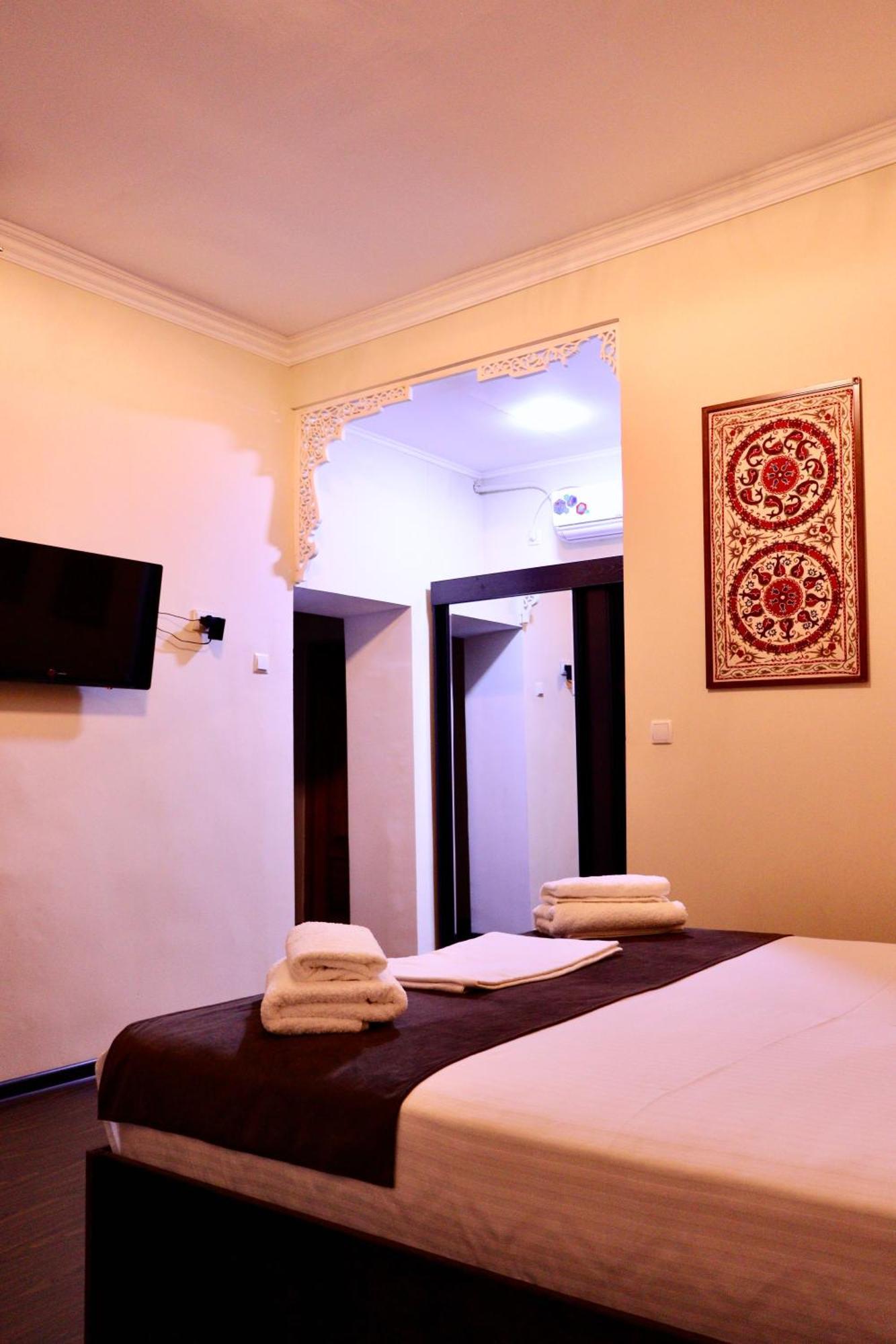 Al Bukhari Hotel Bukhara Bagian luar foto