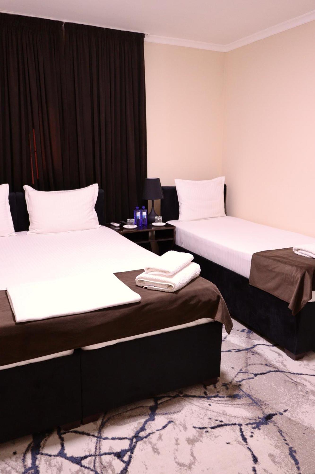 Al Bukhari Hotel Bukhara Bagian luar foto